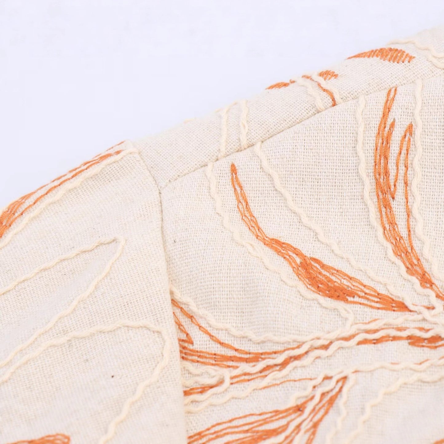 Round neck long sleeved zipper embroidered jacket for women