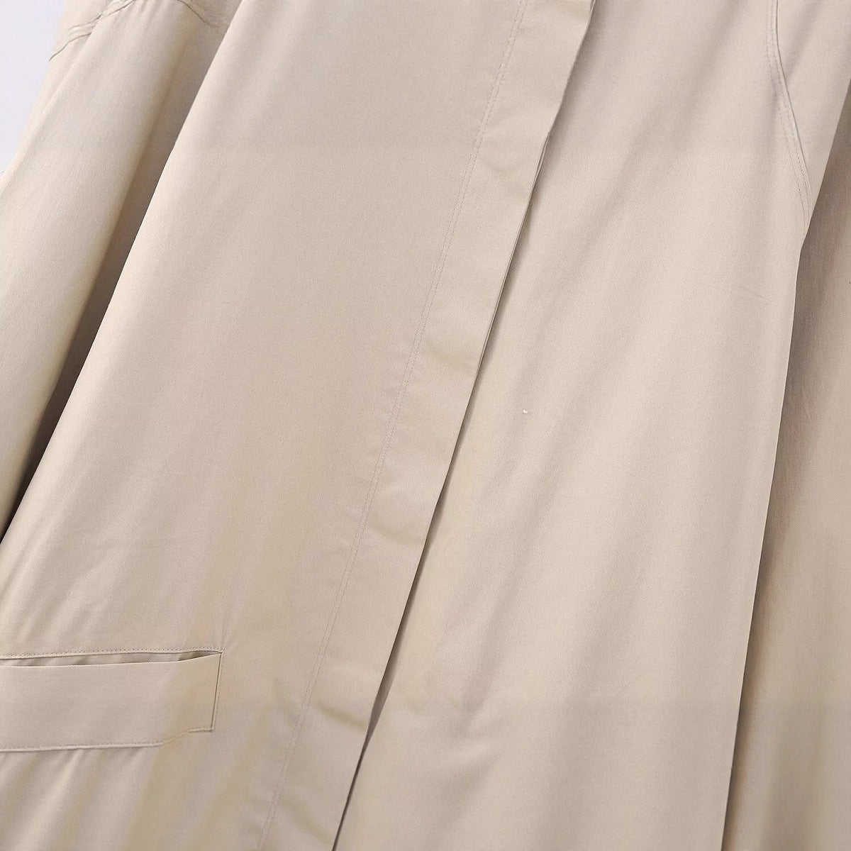 Minimalist mid length casual jacket