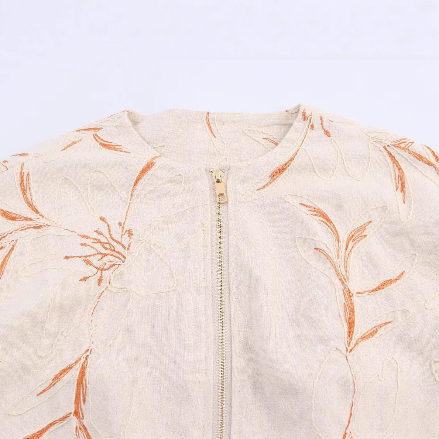 Round neck long sleeved zipper embroidered jacket for women